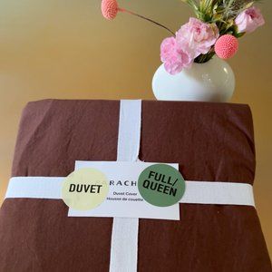 Parachute NWT Percale Duvet cover in raisin. 100% cotton, full/queen